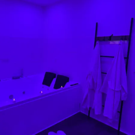 Wood Wellness Mit Whirlpool & Sauna Nahe Goettingen Apartamento *